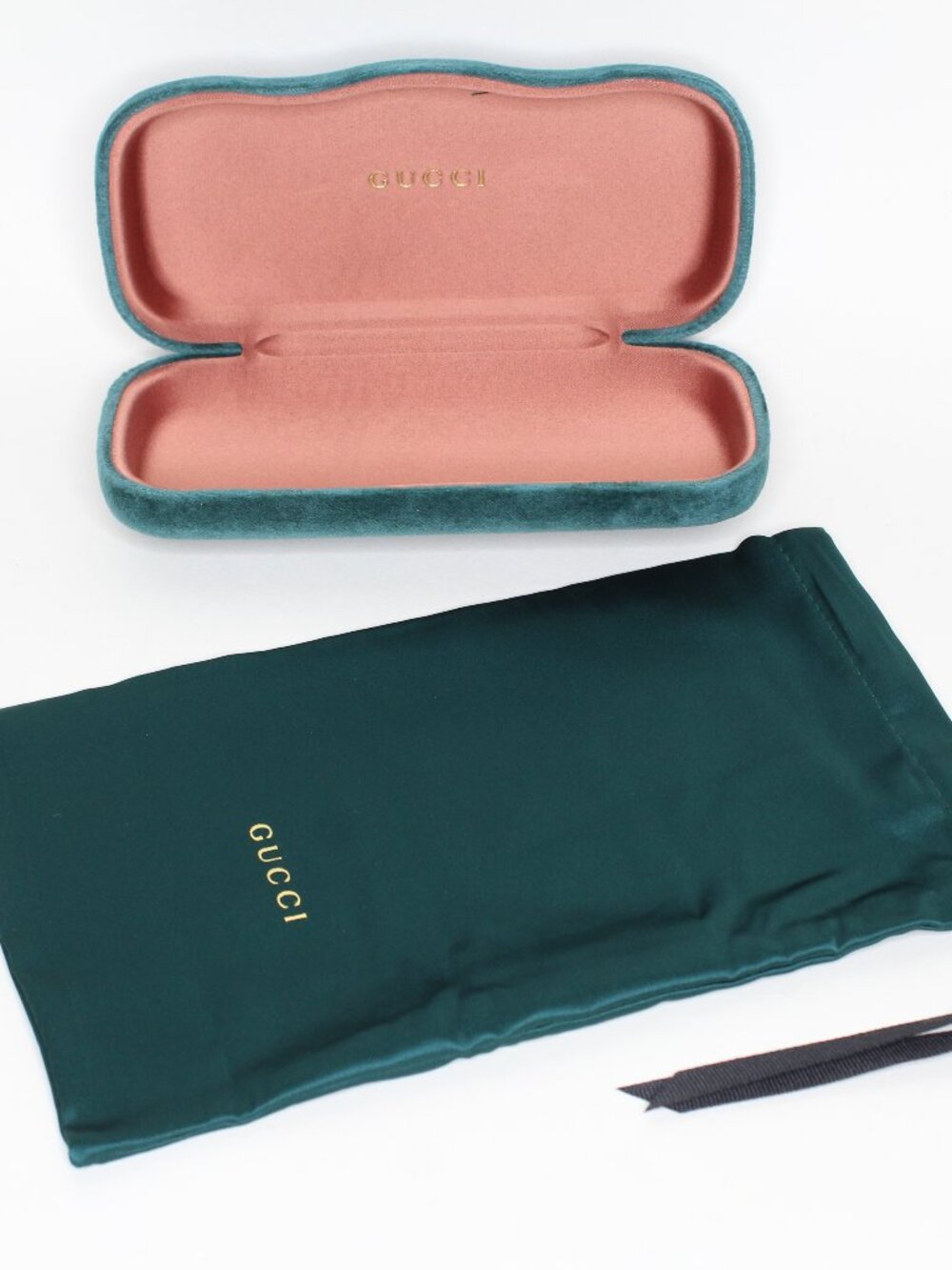 Gucci Case Hard Shell Velvet Eye Glasses and Sunglasses Green with dust bag